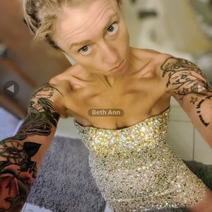 Meet your Posher, Beth